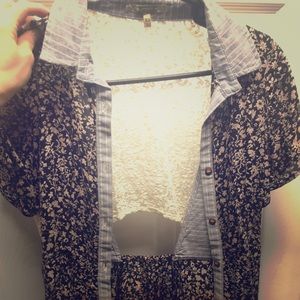 Gimmicks button up top from Buckle